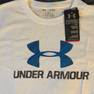 Under Armour BNWT BIG LOGO (XL) Embossed Design